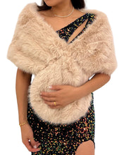 Cargar imagen en el visor de la galería, Estola Mujer Lola Olmos L805