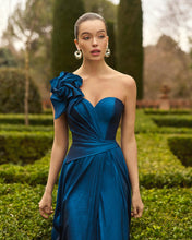 Cargar imagen en el visor de la galería, Vestido Largo Lola Olmos ML26/24
