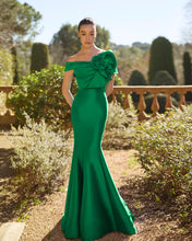 Cargar imagen en el visor de la galería, Vestido Largo Lola Olmos ML26/25
