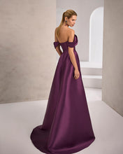 Cargar imagen en el visor de la galería, Vestido Largo Lola Olmos ML26/29
