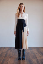 Cargar imagen en el visor de la galería, Vestido Midi Lola Olmos MF25/77
