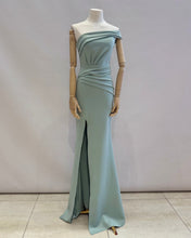 Cargar imagen en el visor de la galería, Vestido Largo Lola Olmos ML25/93
