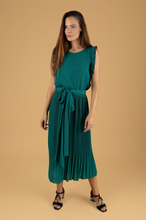 Cargar imagen en el visor de la galería, Conjunto Pantalón Lola Olmos MT26/30
