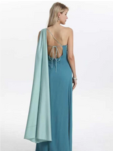 Cargar imagen en el visor de la galería, Vestido Largo Lola Olmos ML26/84
