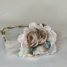 Cargar imagen en el visor de la galería, Corona Flores Lola Olmos AC26/20
