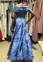 Cargar imagen en el visor de la galería, Vestido Largo Lola Olmos ML26/32
