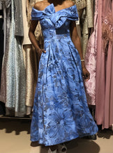 Cargar imagen en el visor de la galería, Vestido Largo Lola Olmos ML26/32
