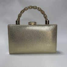 Cargar imagen en el visor de la galería, Bolso Clutch Lola Olmos 2406A
