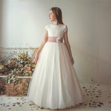 Cargar imagen en el visor de la galería, Vestido Comunión Lola Olmos AC26/01
