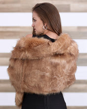 Cargar imagen en el visor de la galería, Estola Mujer Lola Olmos L801
