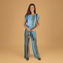 Cargar imagen en el visor de la galería, Conjunto Pantalón Lola Olmos MT26/31
